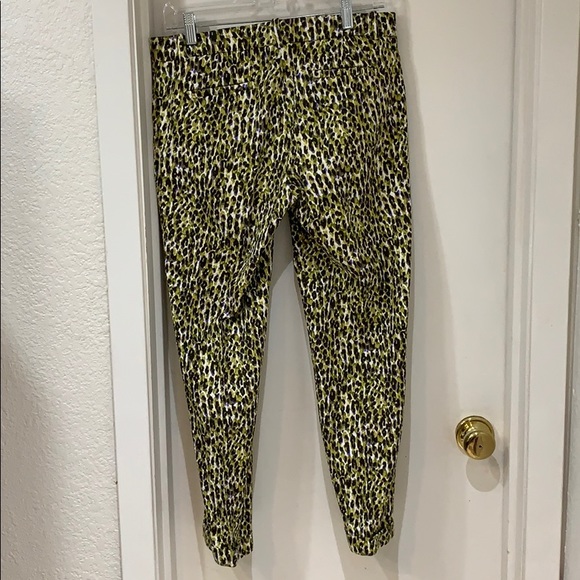 J.Crew Cafe Capri Sz 2: lime leopard! - Picture 3 of 4
